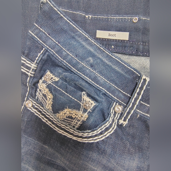NWT Vigoss Dark Wash Boot Cut Jeans Women's 14 Embellished Embroidered Retro NEW - Picture 10 of 12